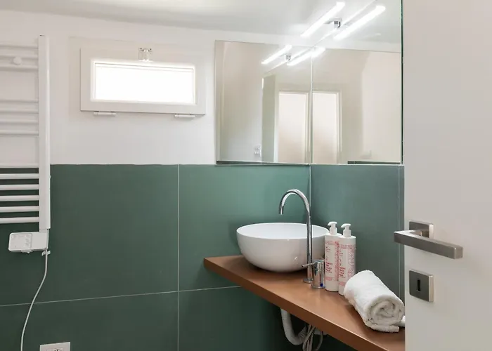 Romantic With Terrace By Wonderful Italy 아파트 *